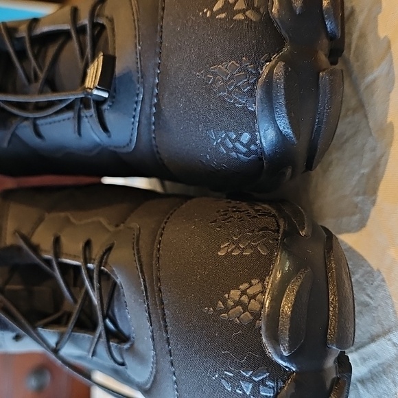 💖 HIKE FOOTWEAR BLACK Hiking Boots  (💲price reduced!) 💖 NWT - Picture 7 of 13